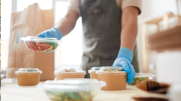 Amcor and Metsä partnership on molded fiber-based food packaging solutions 2025
